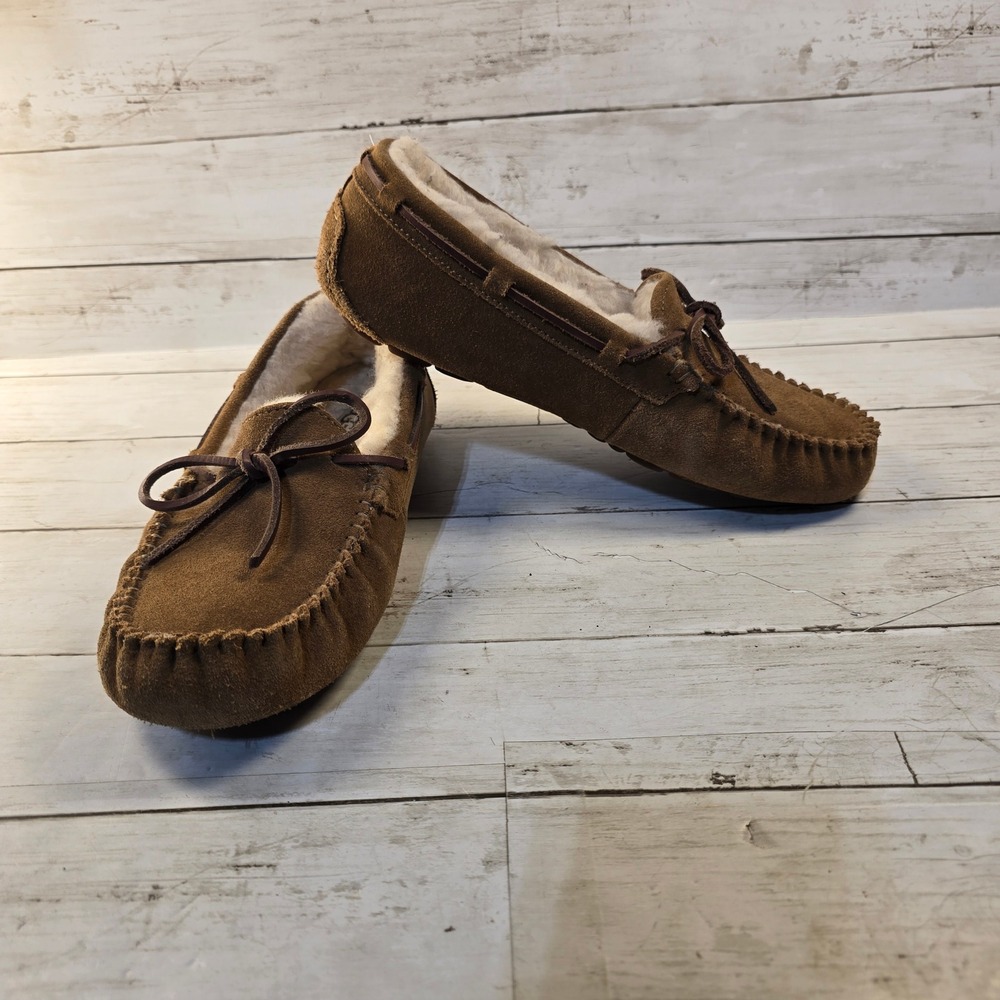 UGG Dakota Chestnut Suede Moccasin Slippers Brown Wool Lined 1107949 Womens 8